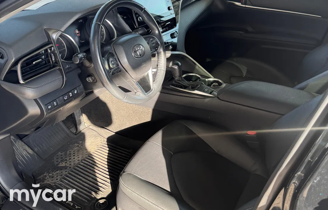 Toyota Camry 2023