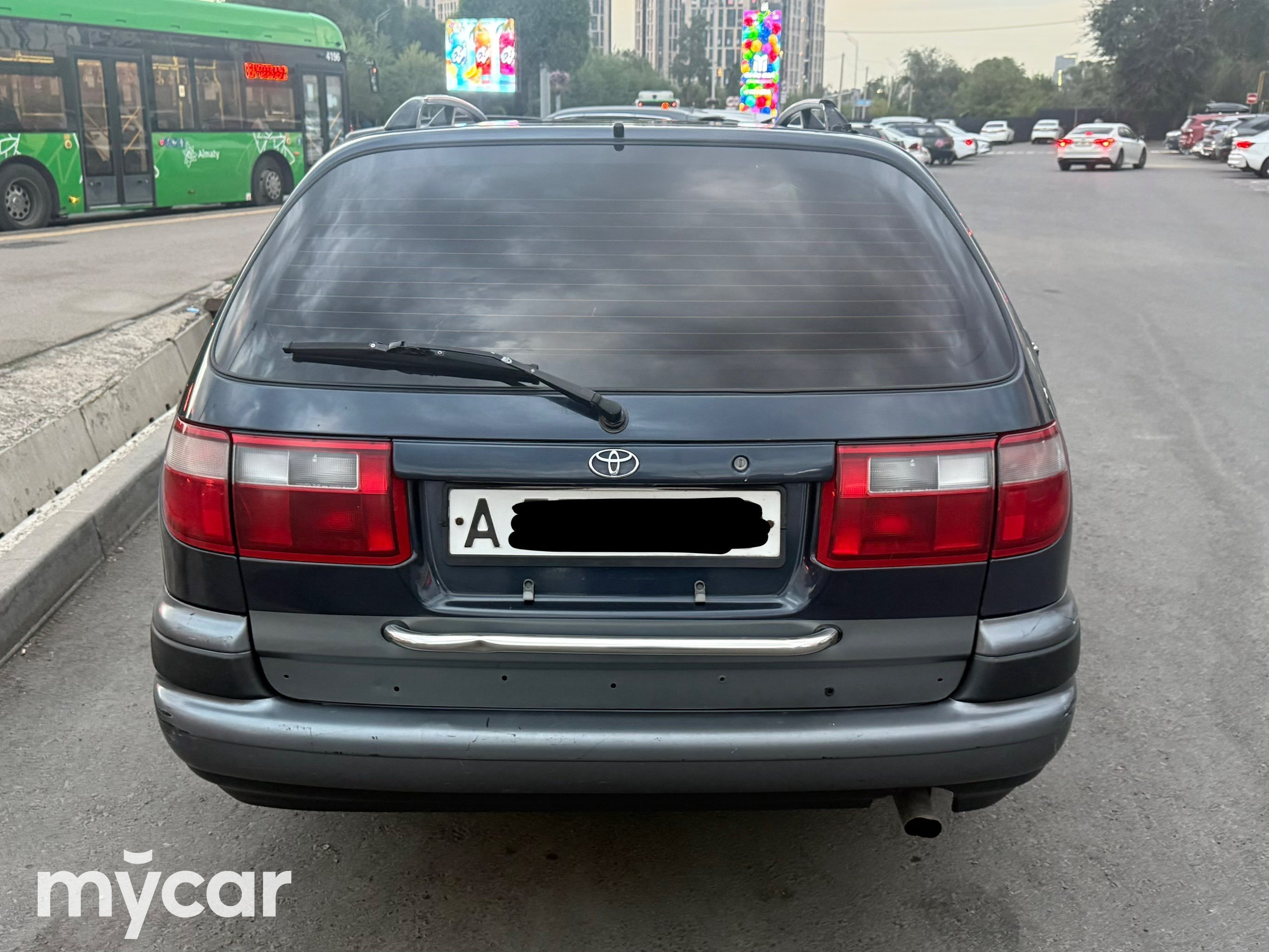 Toyota Caldina 1996