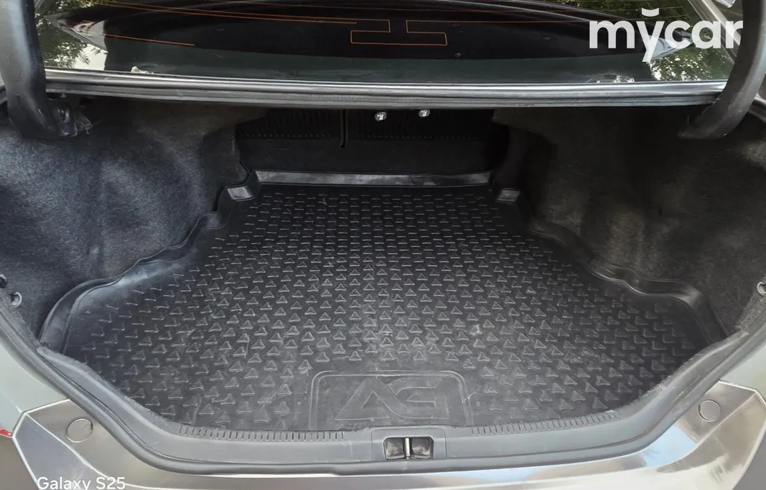 Toyota Camry 2015