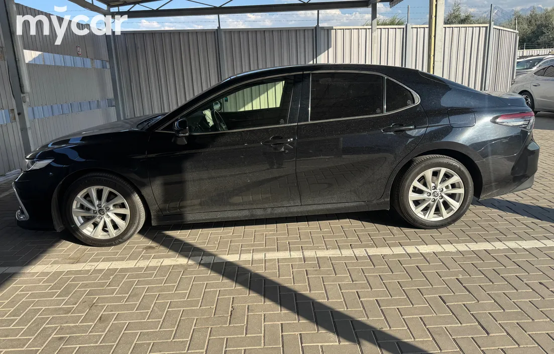 Toyota Camry 2023