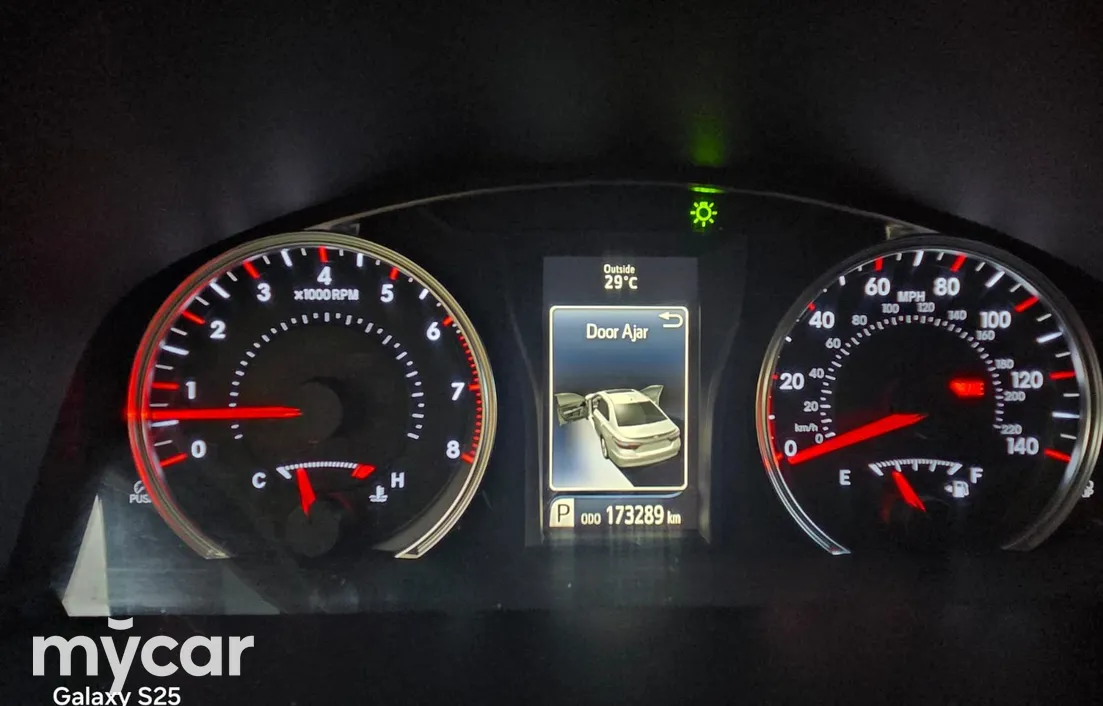 Toyota Camry 2015