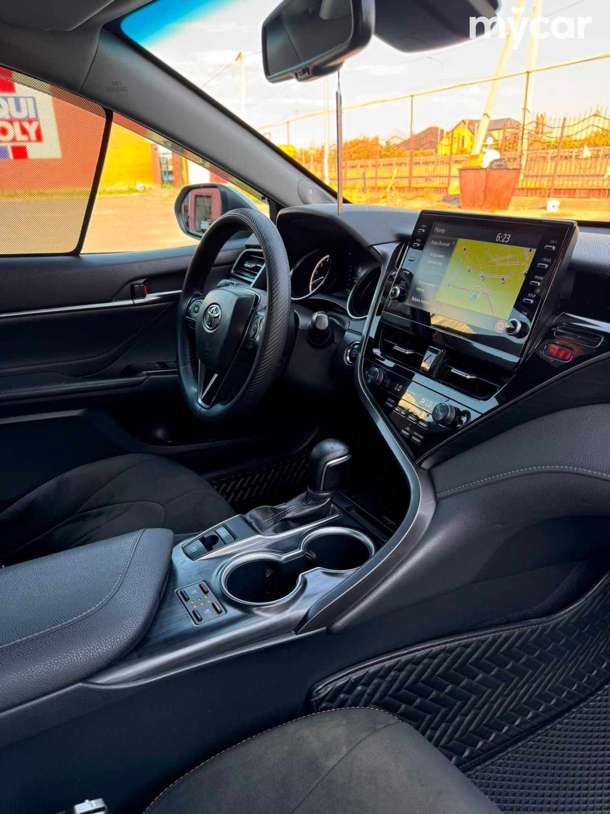 Toyota Camry 2021