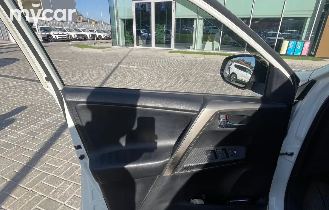 Toyota RAV4 2014