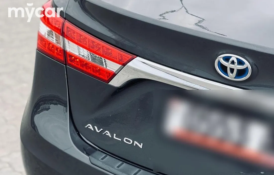 Toyota Avalon 2013