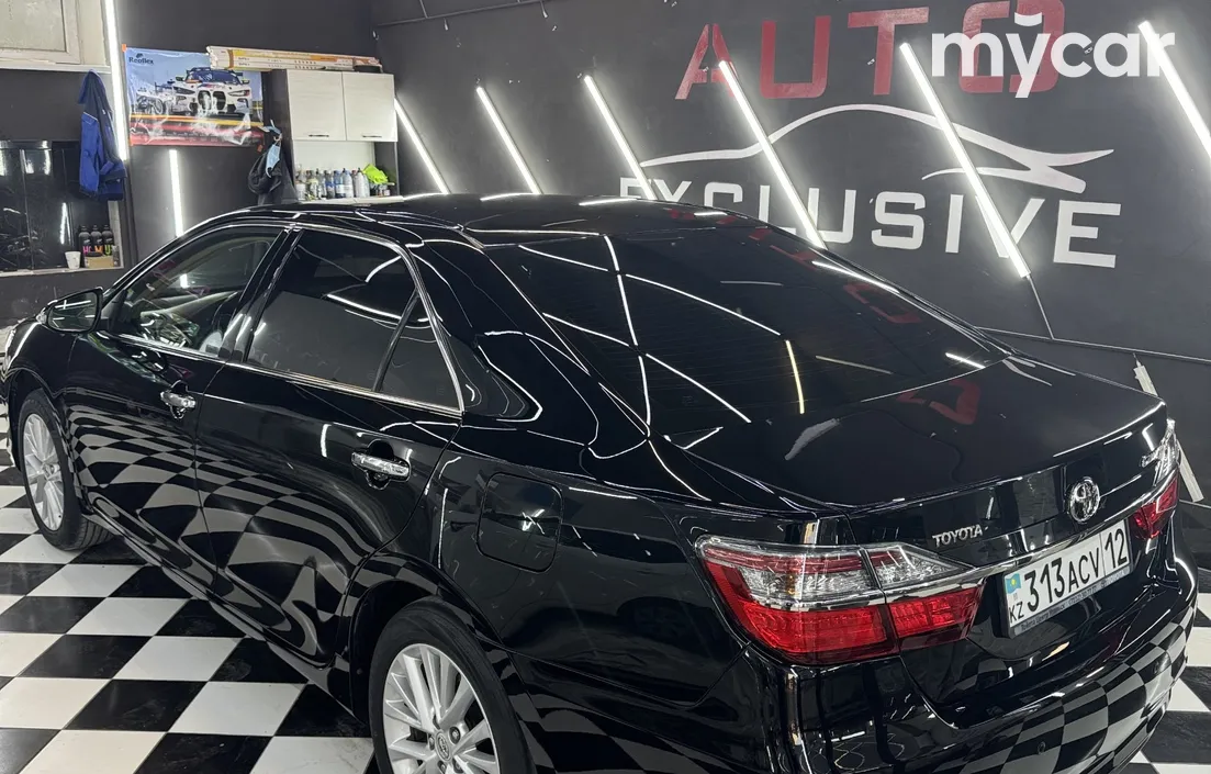 Toyota Camry 2015