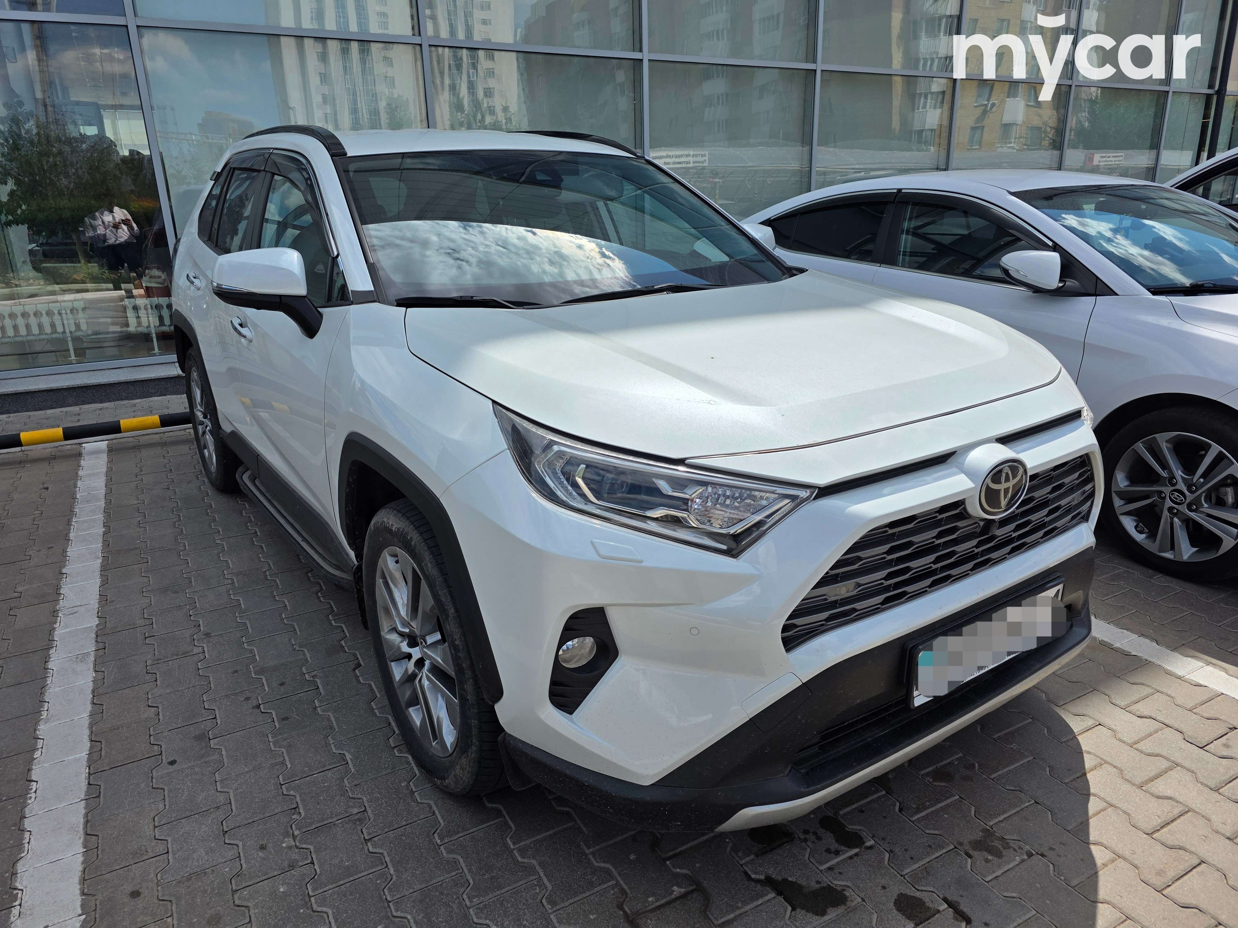 Toyota RAV4 2021