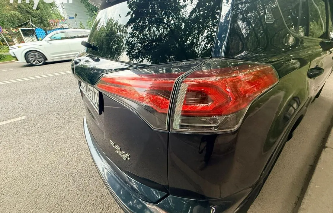 Toyota RAV4 2019