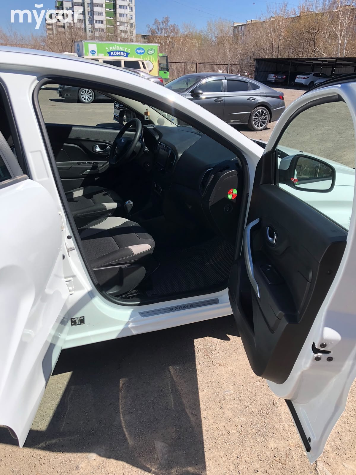 LADA XRAY 2017