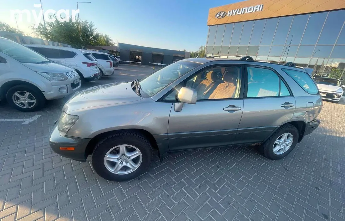 Lexus RX 1999