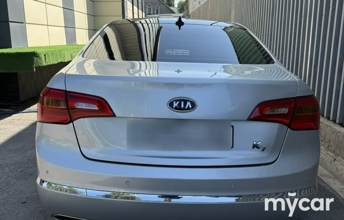 Kia K7 2010