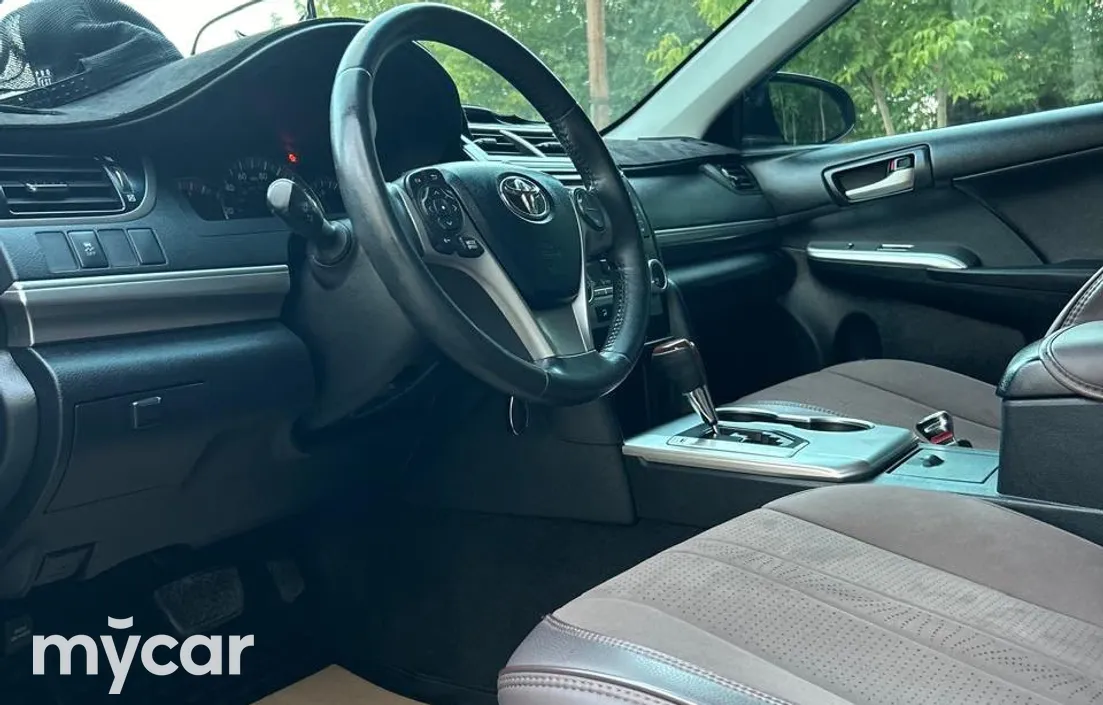 Toyota Camry 2013