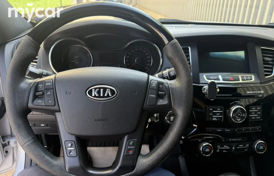 Kia K7 2010