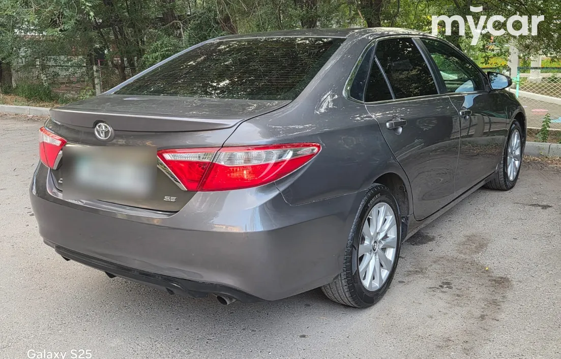 Toyota Camry 2015