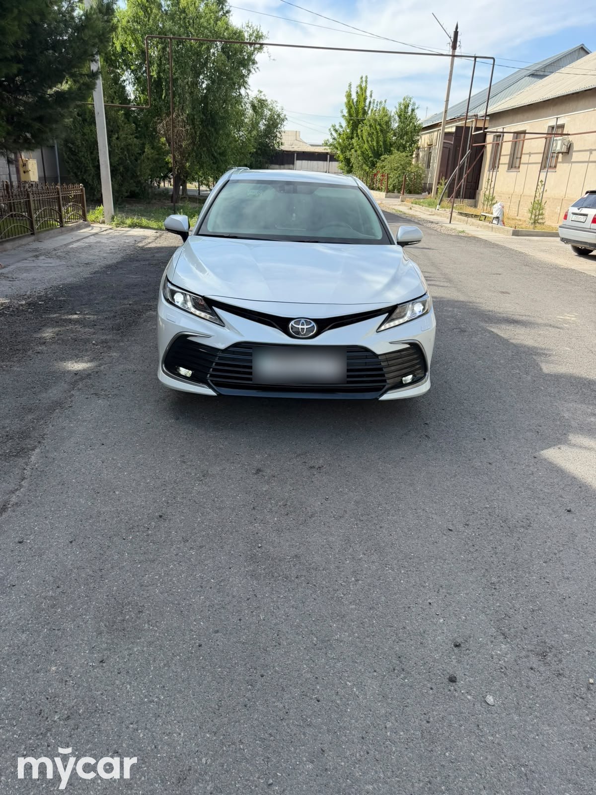 Toyota Camry 2021