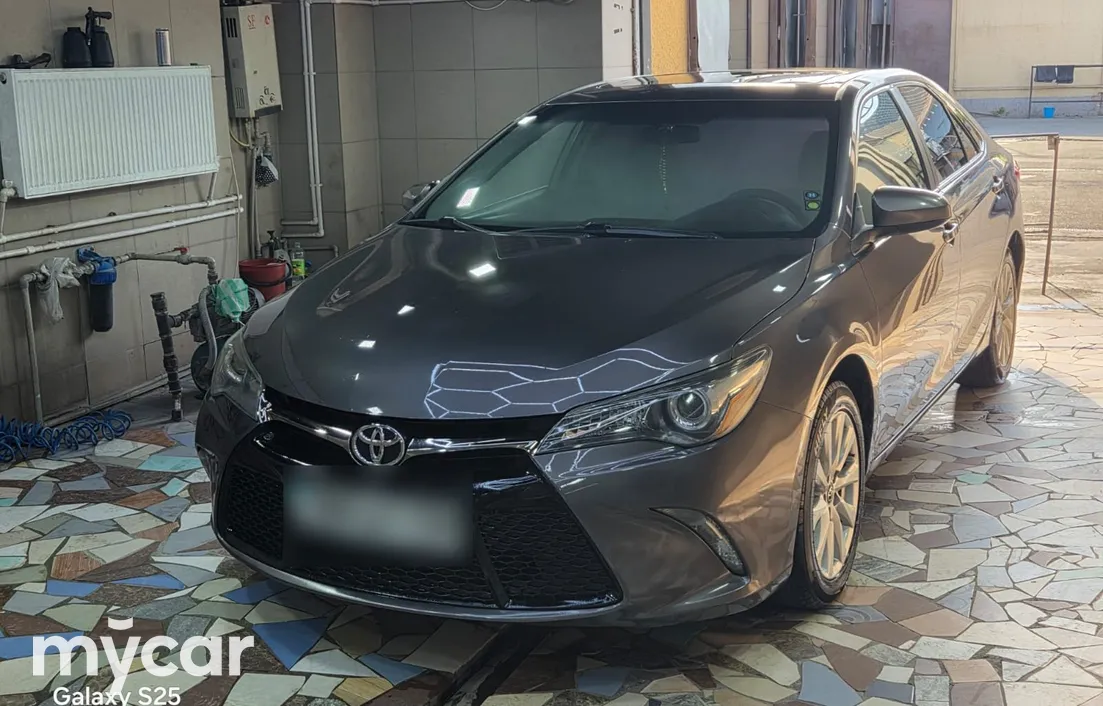 Toyota Camry 2015