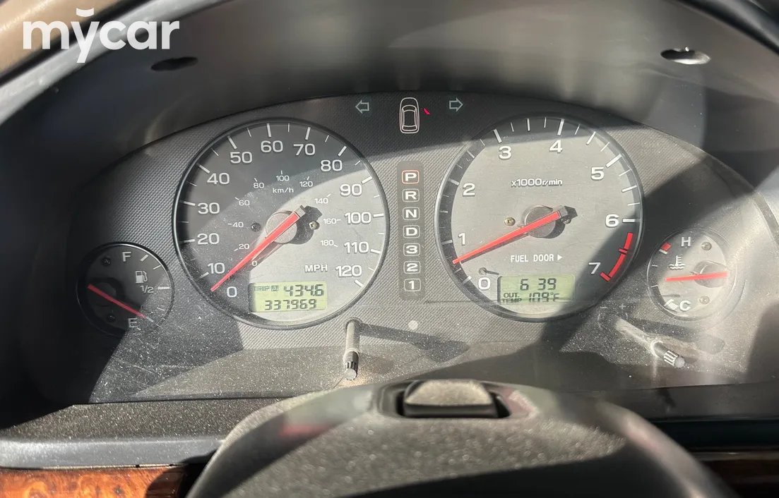 Subaru Legacy 2000