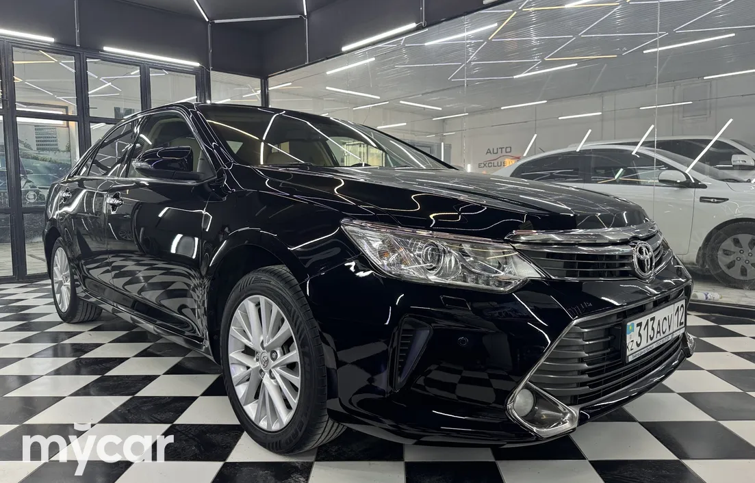 Toyota Camry 2015