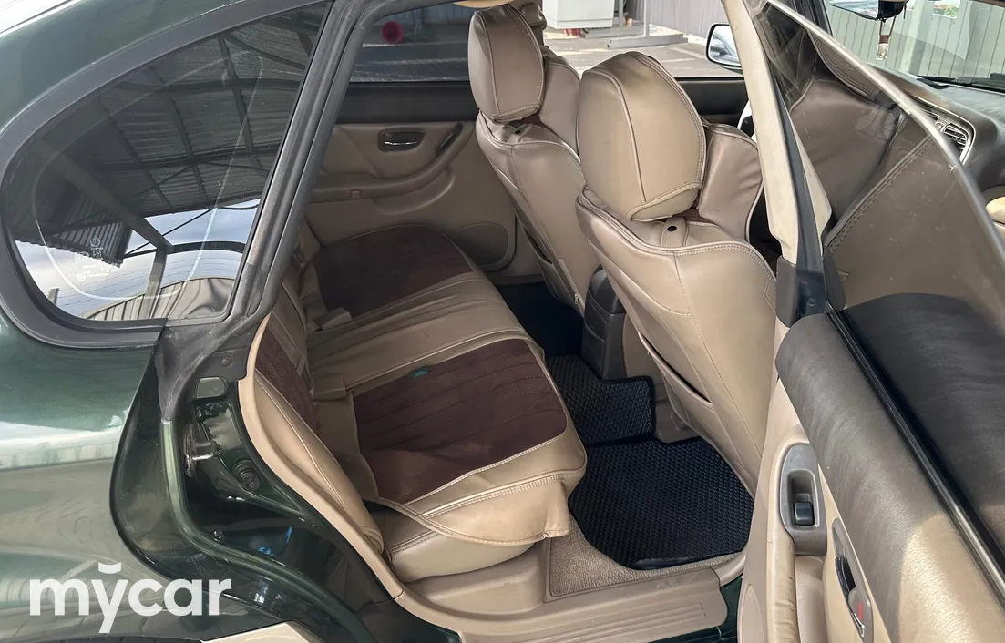 Subaru Legacy 2000