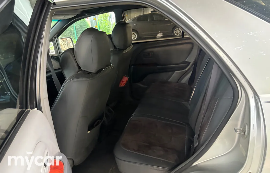 Lexus RX 1999