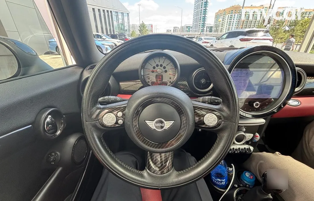 Mini Hatch 2008