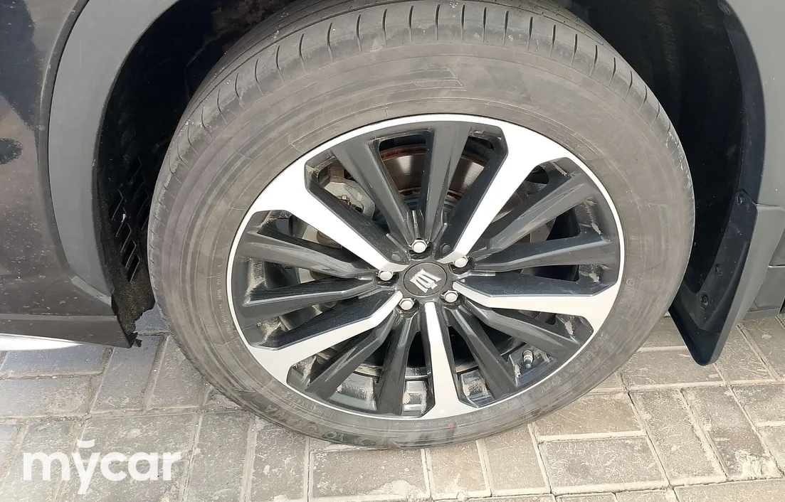 Toyota Crown Kluger 2022