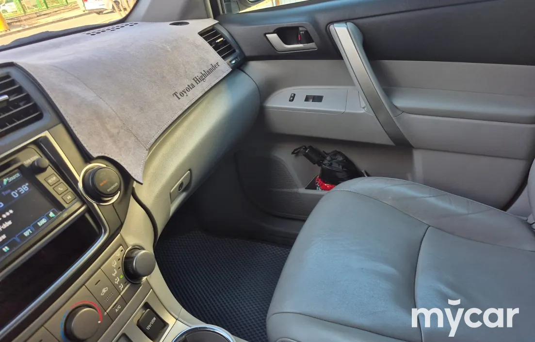 Toyota Highlander 2013