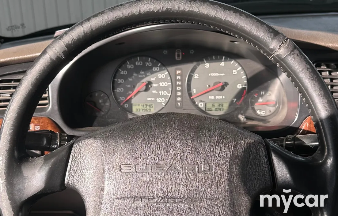 Subaru Legacy 2000