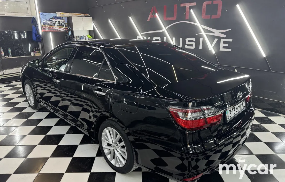 Toyota Camry 2015