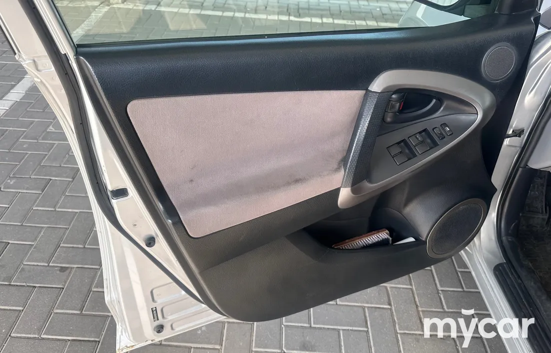 Toyota RAV4 2005
