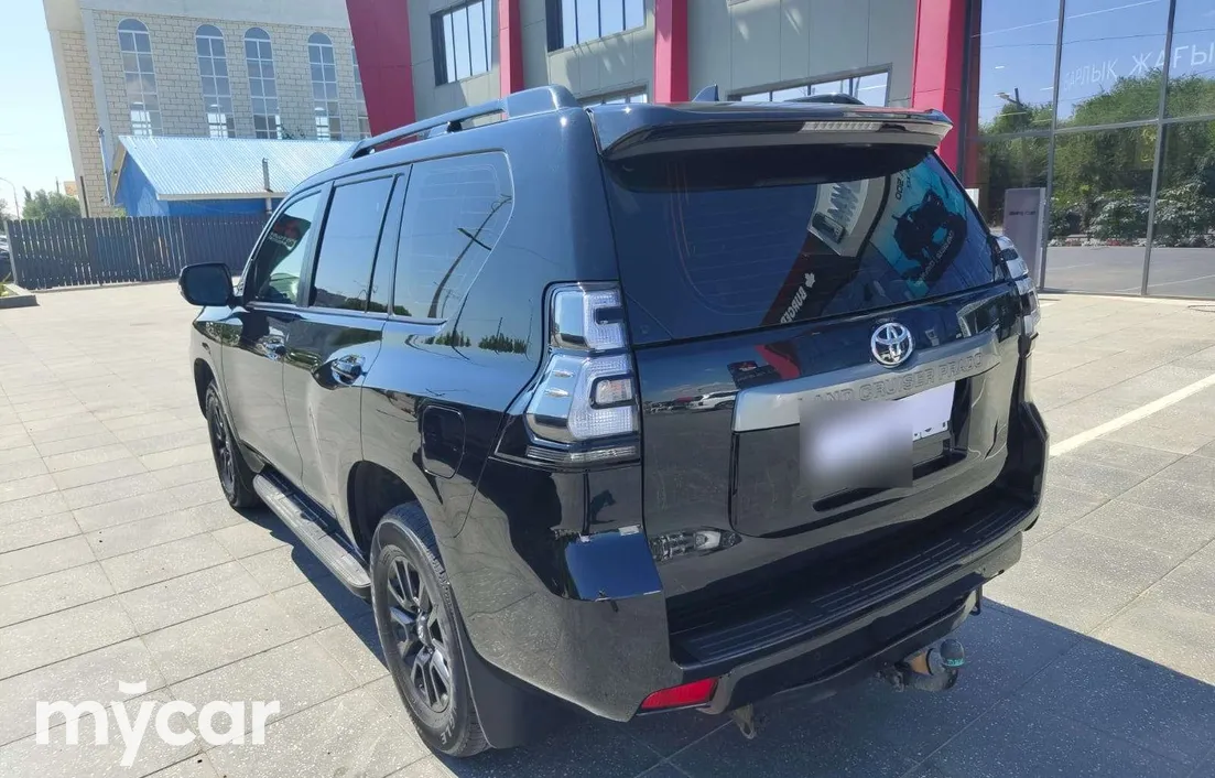 Toyota Land Cruiser Prado 2019