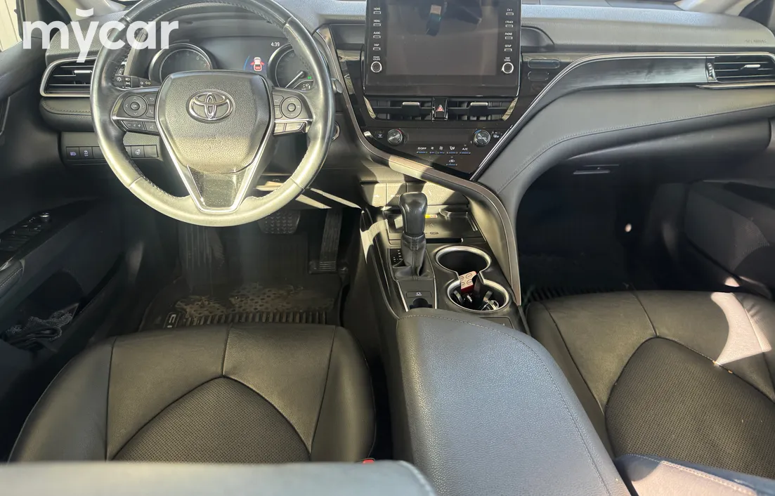 Toyota Camry 2023