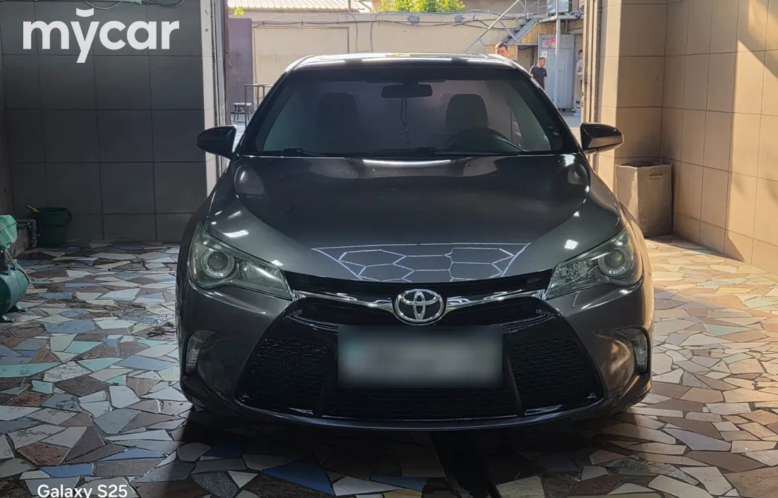 Toyota Camry 2015
