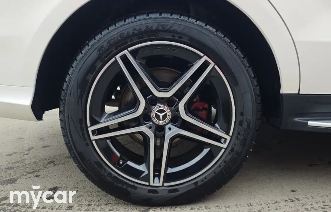 Mercedes-Benz GLE 350 2016
