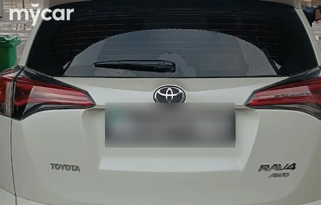 Toyota RAV4 2017