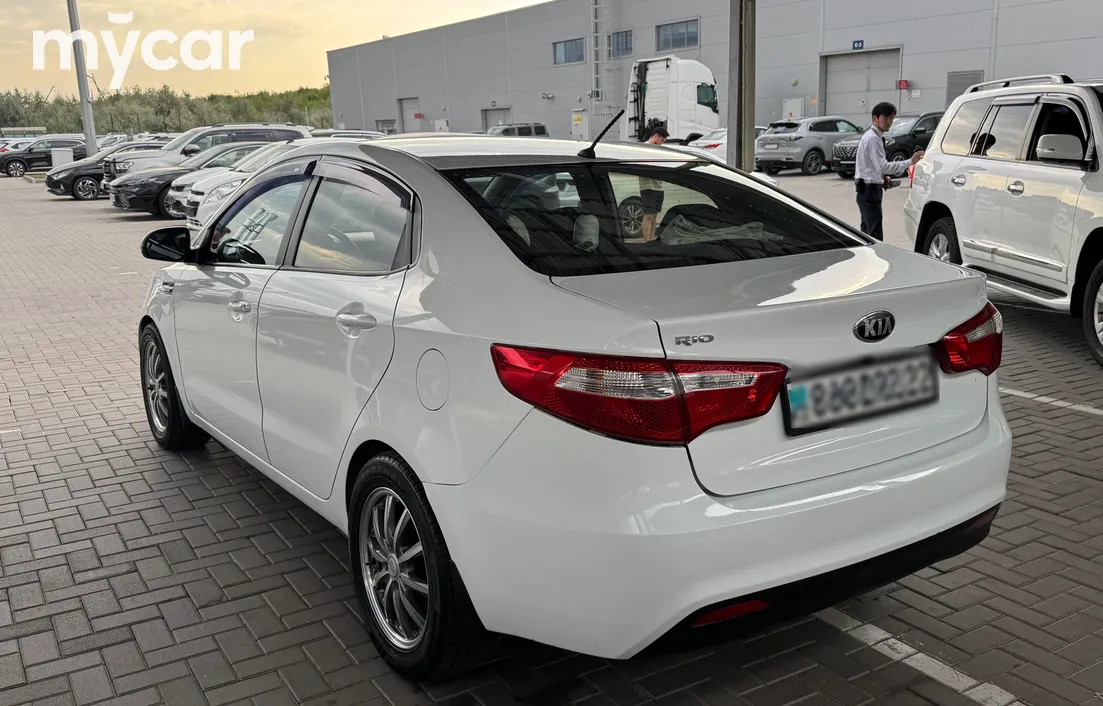 Kia Rio 2013
