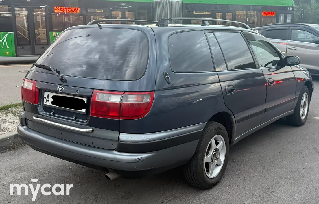 Toyota Caldina 1996