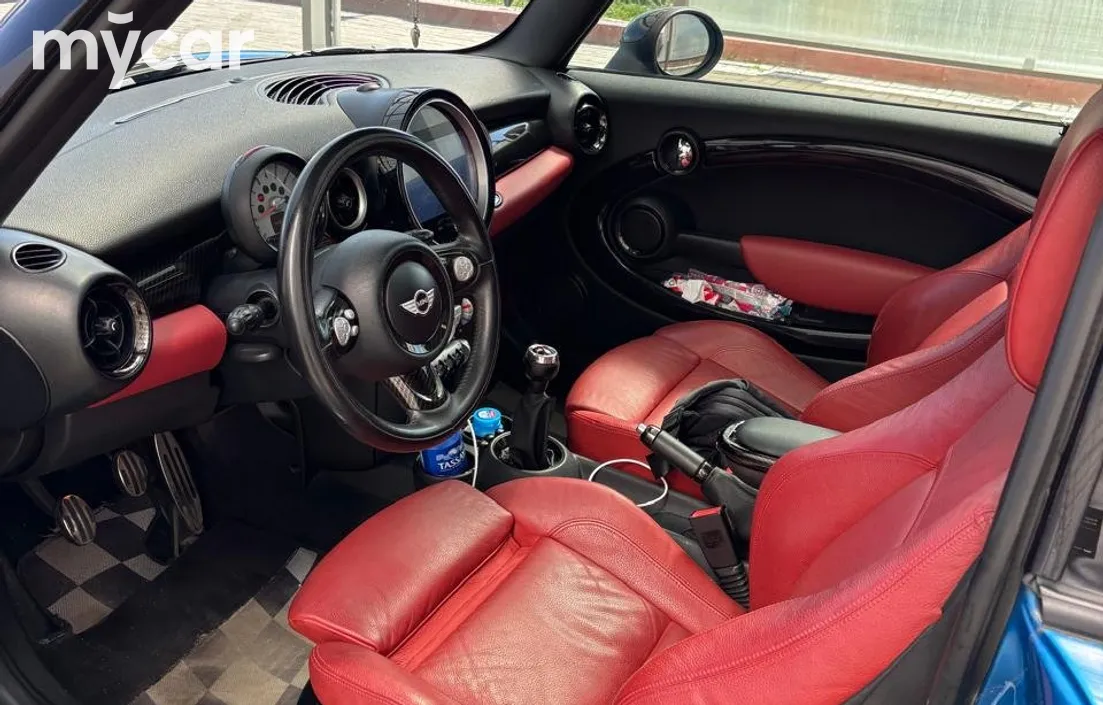 Mini Hatch 2008