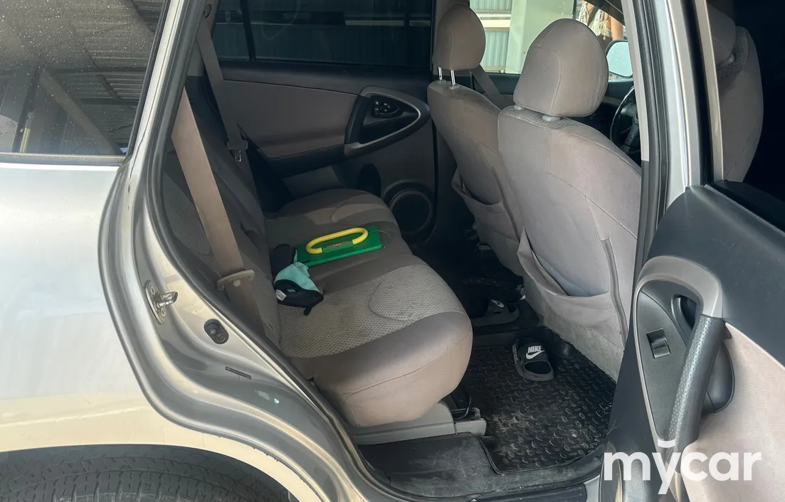 Toyota RAV4 2005