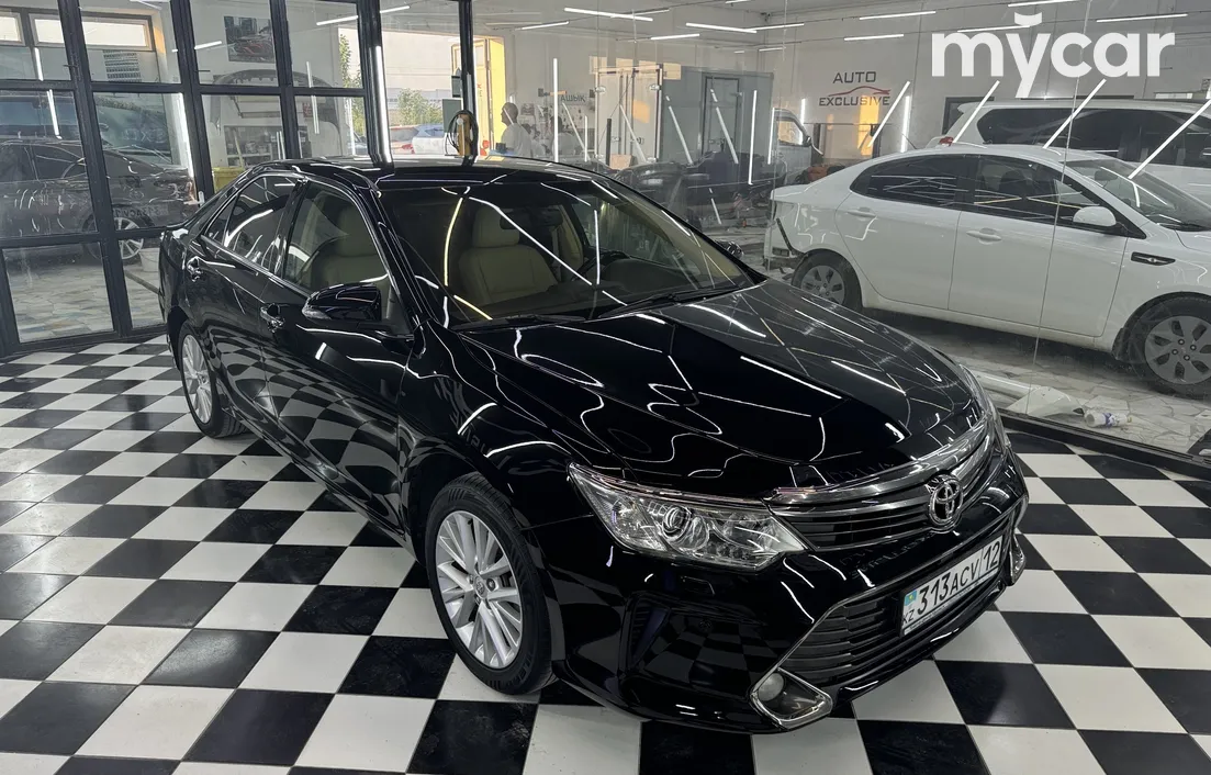 Toyota Camry 2015