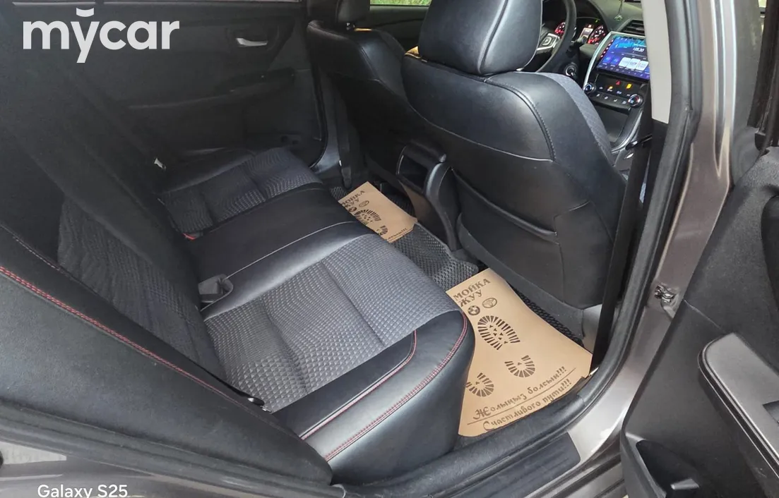 Toyota Camry 2015