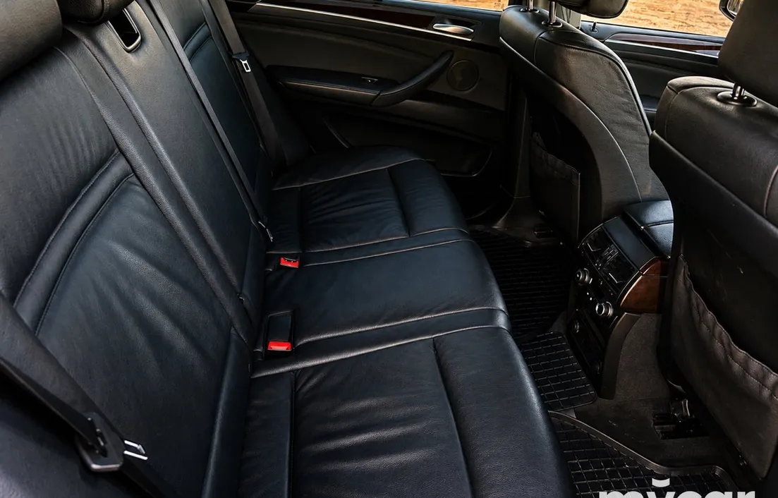 BMW X5 2011