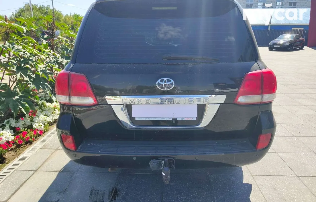 Toyota Land Cruiser 2010