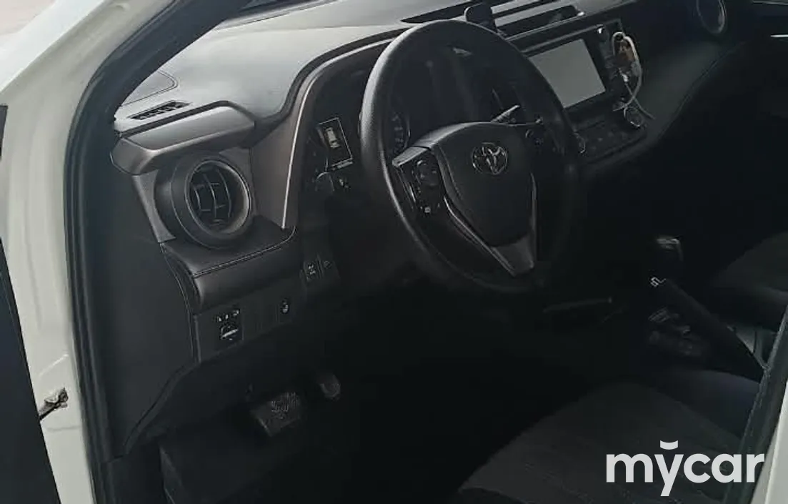 Toyota RAV4 2017