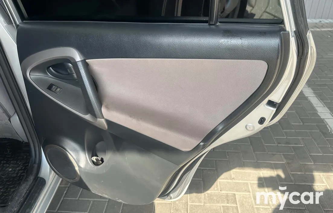 Toyota RAV4 2005
