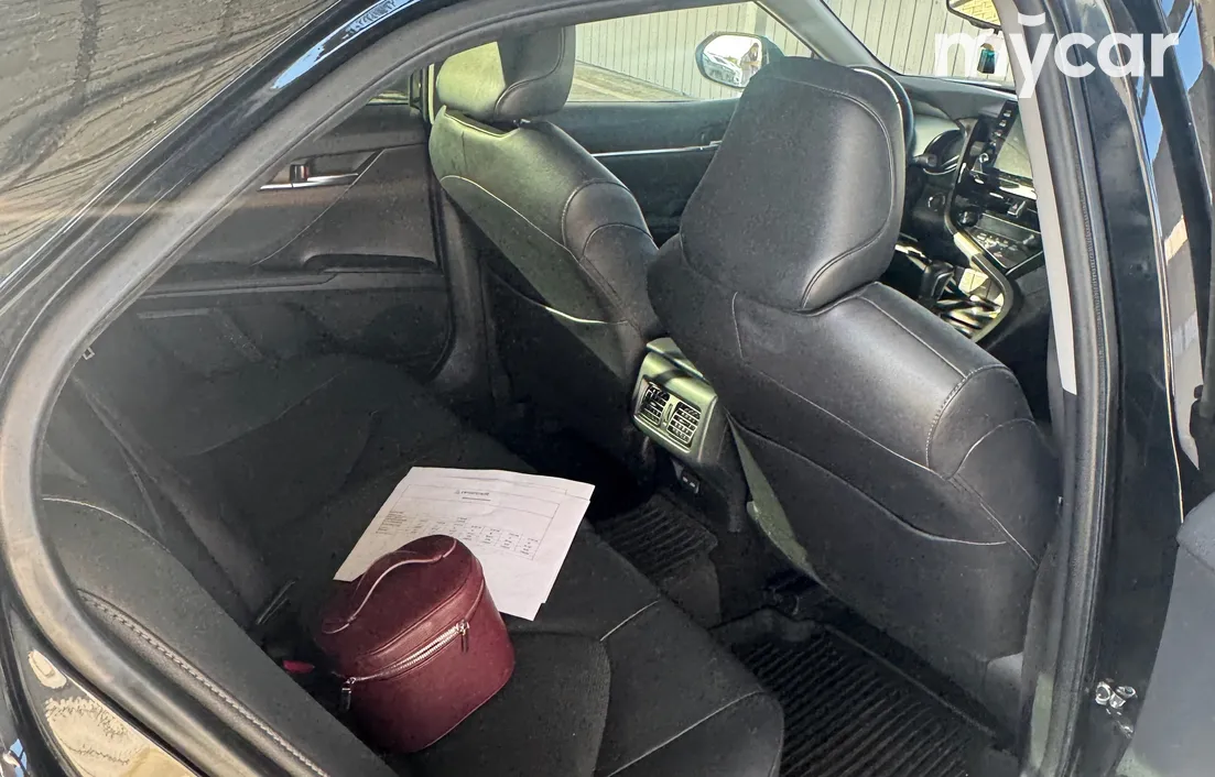 Toyota Camry 2023