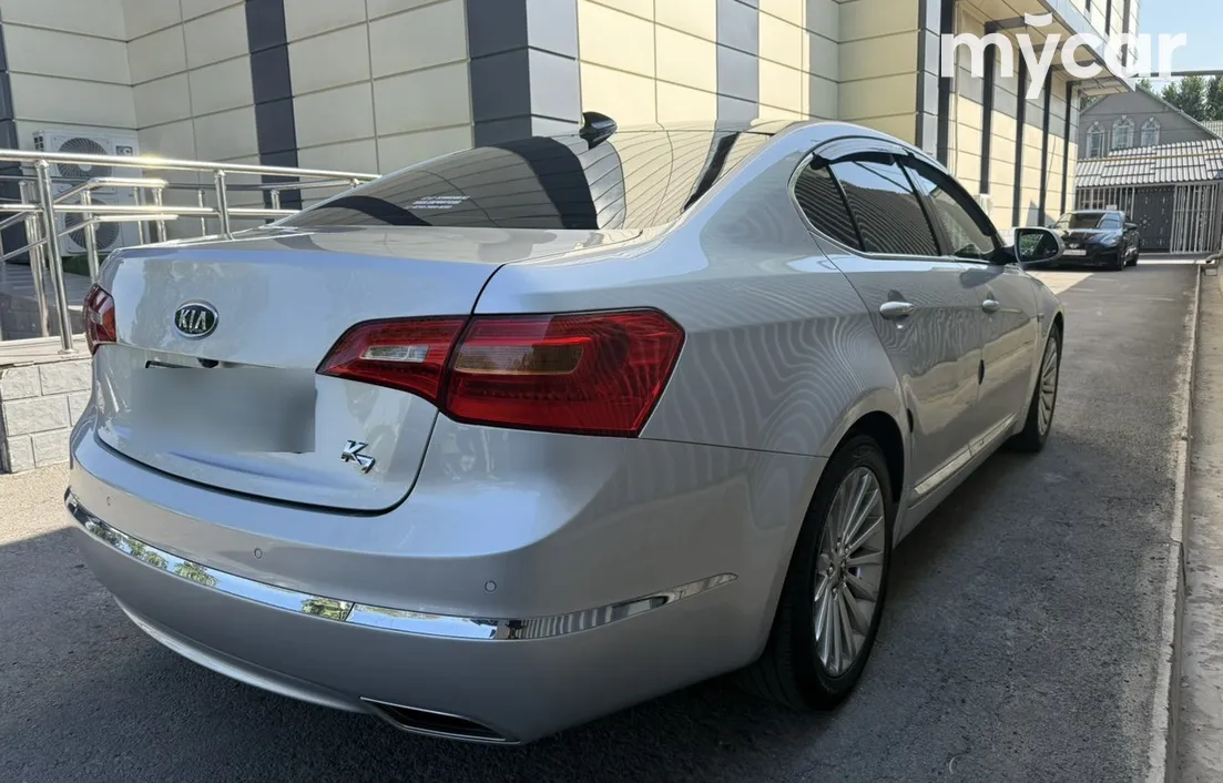 Kia K7 2010