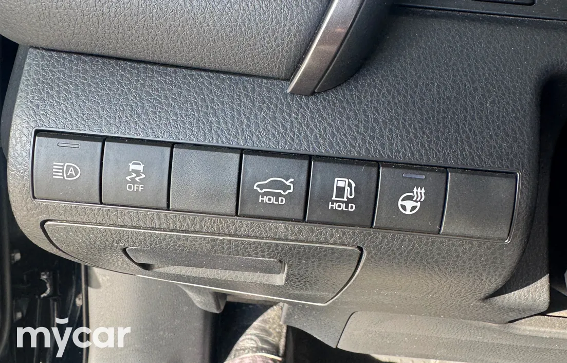 Toyota Camry 2023