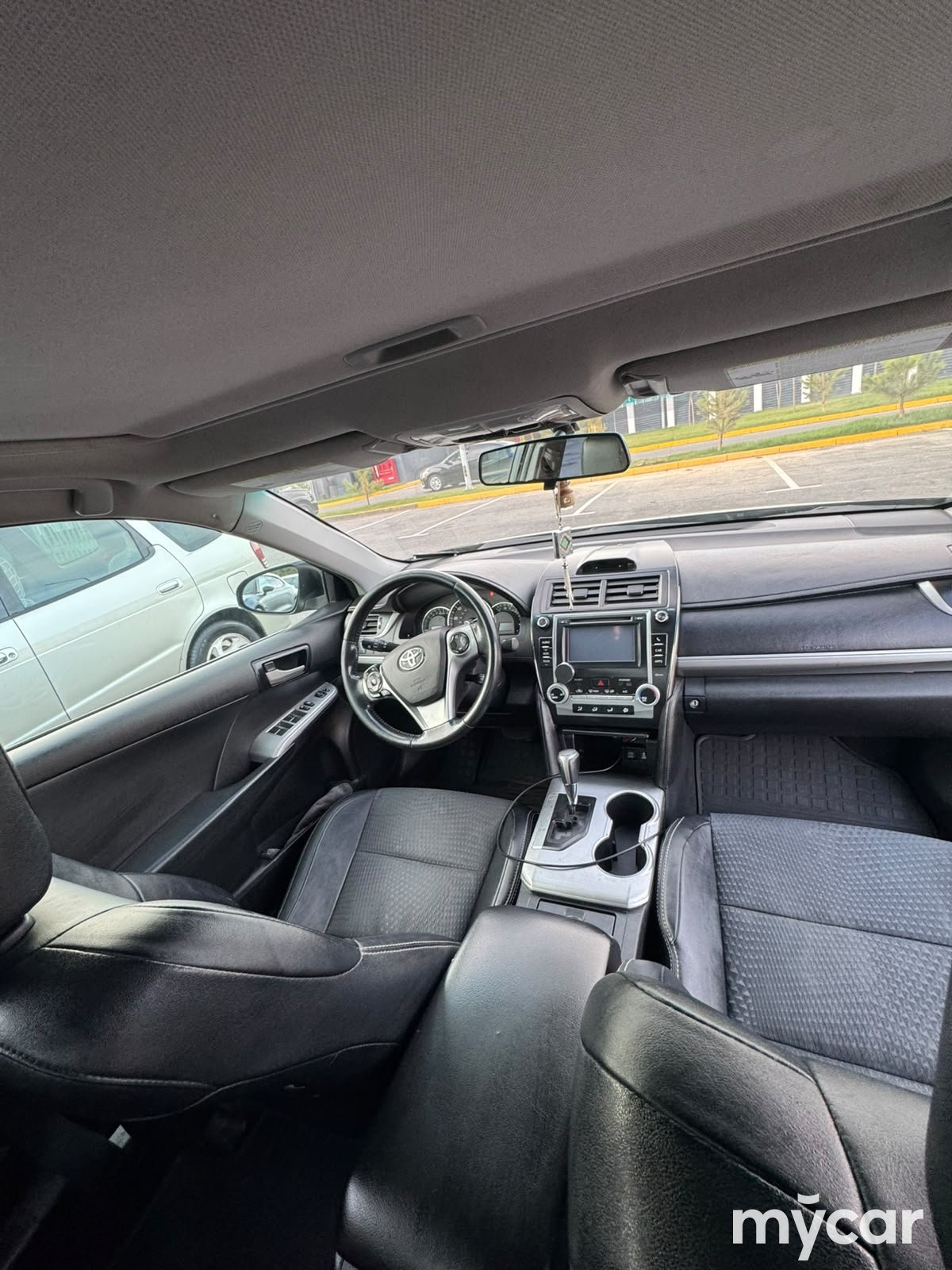 Toyota Camry 2013