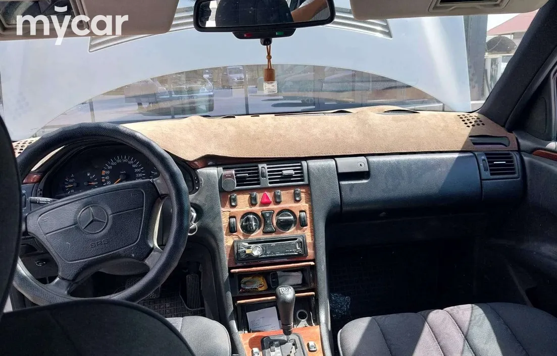 Mercedes-Benz E-Класс 1996