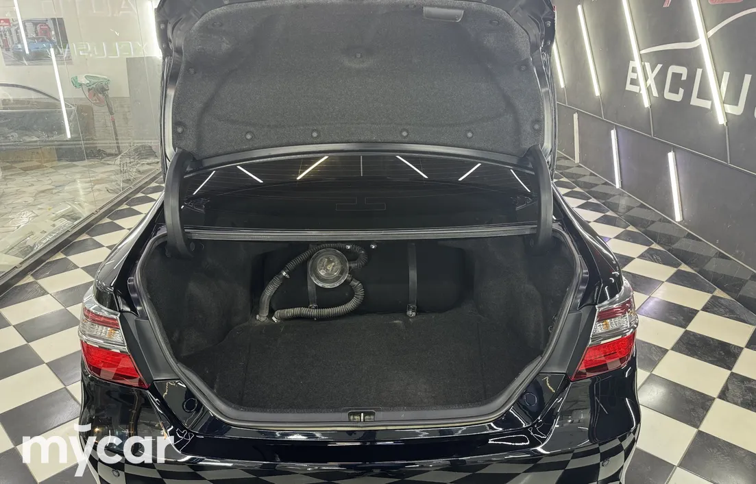 Toyota Camry 2015